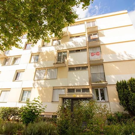 La Hearty Room Logement En Colocation لو بليسيس-روبنسون المظهر الخارجي الصورة